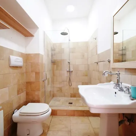 Regina Di - Due Golfi Holiday home Capri